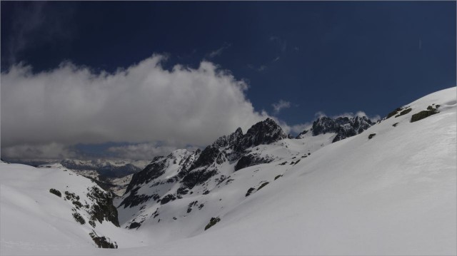 2016-05-15,14-25-41,Aiguilles de l'Argen.jpg