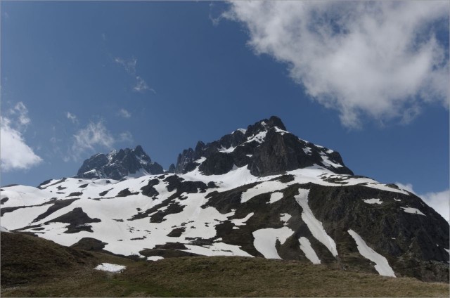 2016-05-15,15-47-41,Aiguilles de l'Argen.jpg