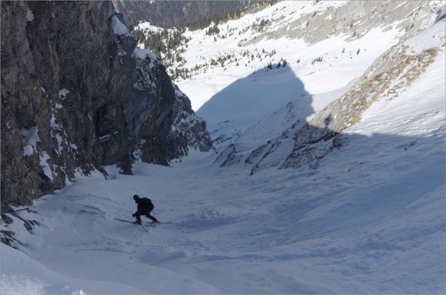 2017-02-19,14-09-15,descente du couloir .jpg