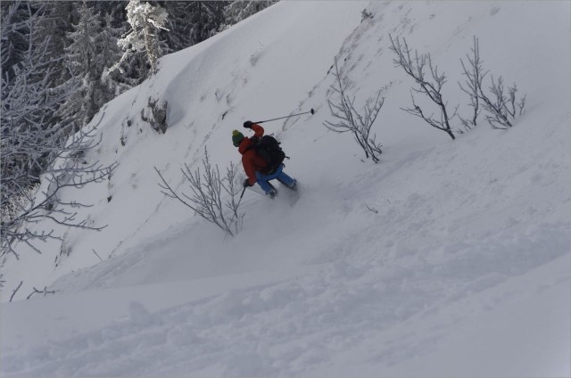 2017-12-09,15-24-26,sous le Col de Bovin.jpg