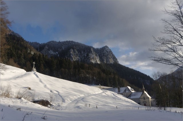 2017-12-09,15-47-45,Monastère de l.jpg