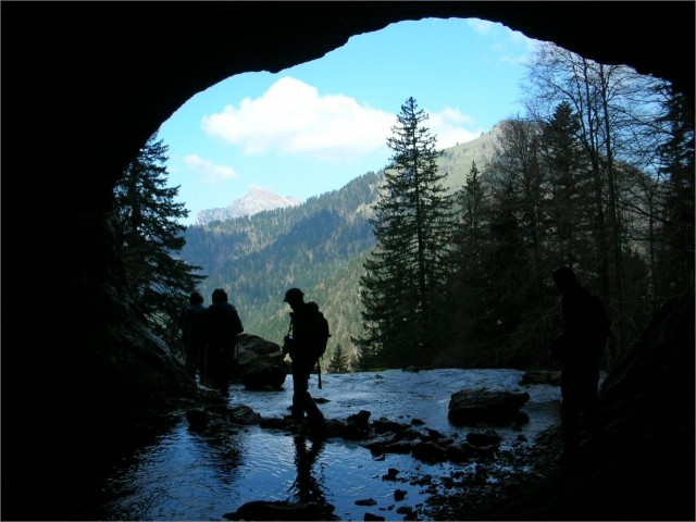 2011-04-17 sortie geologie Chartreuse (4.JPG