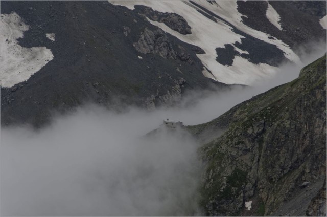 2017-07-11,16-10-52,Refuge du Séle.jpg