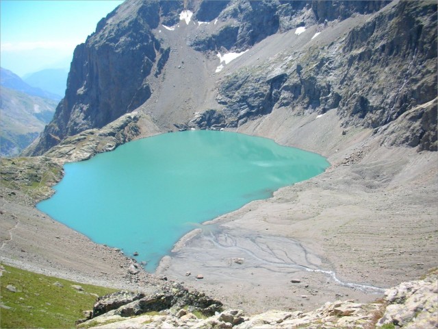 3 lac de l'eychauda vu du col.JPG