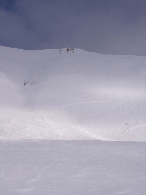 16 Deux jolies cassures d'avalanches pou.JPG