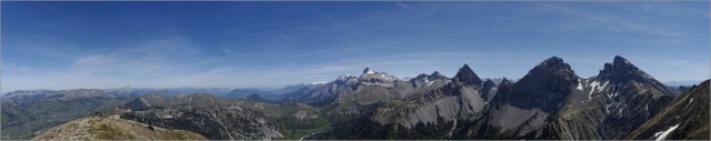 2017-05-21,11-16-18,panorama vers le nor.jpg