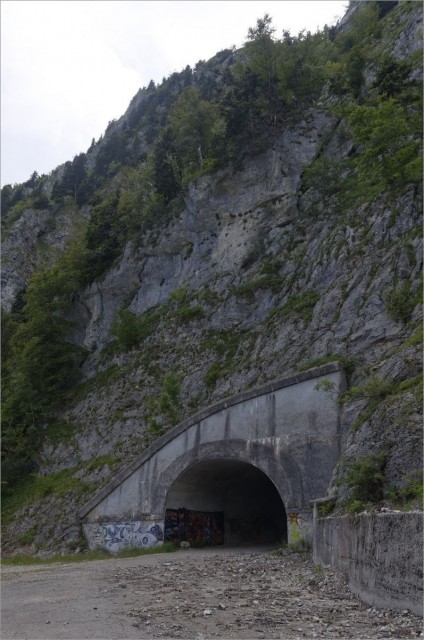 2016-06-26,14-48-10,Tunnel du Mortier.jpg