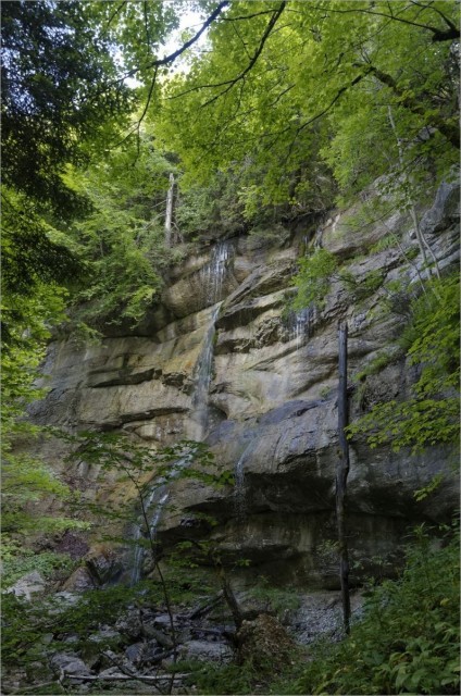 2016-06-26,15-30-26,Cascade de l'Eyrard.jpg