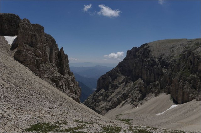 2017-06-25,14-26-03,Combe de Mai.jpg