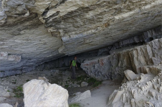 2017-08-27,09-07-32,Grotte de la Table.jpg