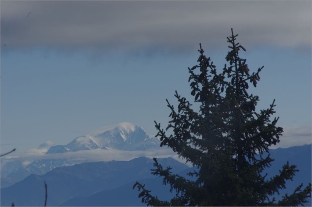 2017-10-08,10-34-43,Mont Blanc.jpg