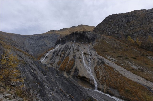 2017-10-28,10-42-40,Fontaine pétri.jpg