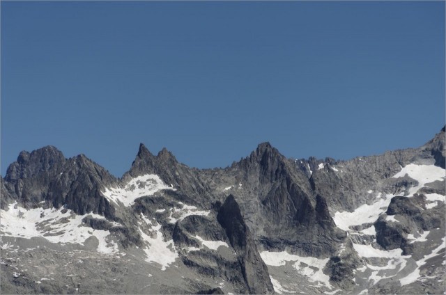 2018-07-29,12-21-59,Aiguilles du Soreill.jpg