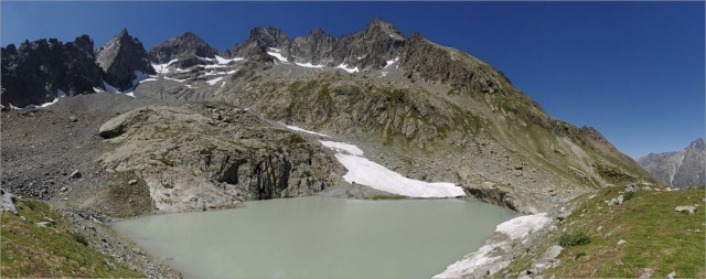 2018-07-29,13-07-17,Lac des Bèches.jpg