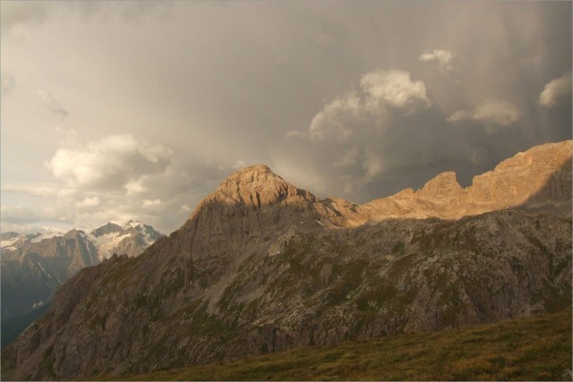 2009-08-02,06-44-25,Roche Colombe.jpg