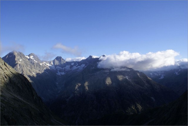 2010-08-28,18-54-14,Grande Aiguille de l.jpg