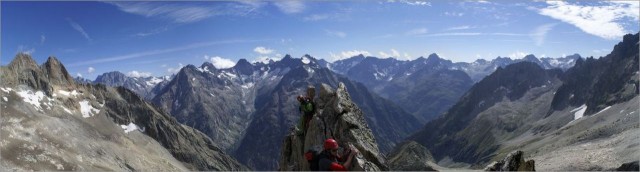 2010-08-29,15-50-21,panorama du sommet d.jpg