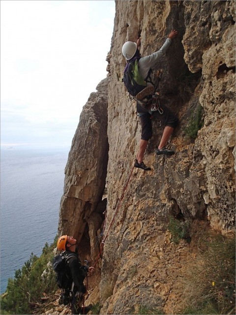 2014-05-11,11-01-29,Cap Canaille,remonte.jpg