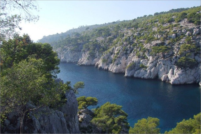 2007-11-04,13-31-25,calanque de Port Pin.jpg