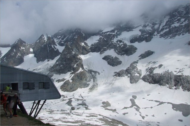 2010-06-26,16-16-31,Refuge de la Selle.jpg