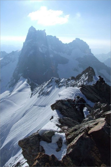 2010-06-27,08-05-15,la Meije depuis le R.jpg