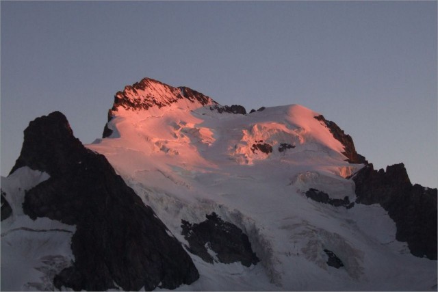 2010-07-17,21-17-53,Barre des Ecrins au .jpg