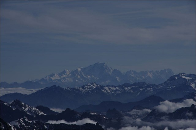 2011-06-12,08-29-58,Mont Blanc.jpg