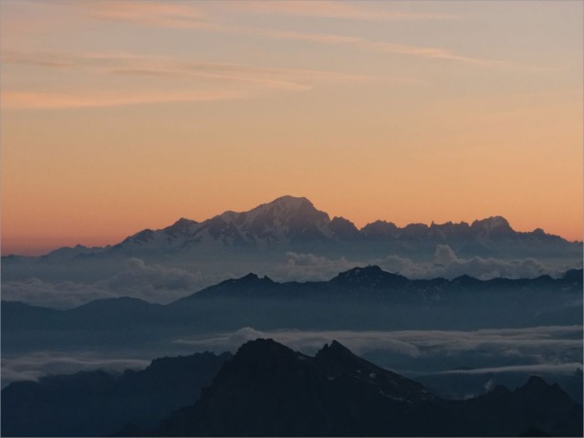 2013-08-17,06-37-50,Mont Blanc.jpg