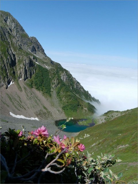 2012-07-03,10-38-46,Lac de la Grande Sit.jpg