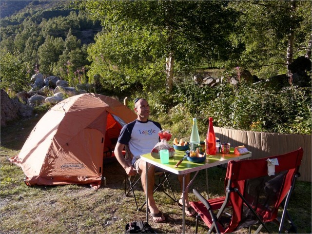 2016-08-12,19-20-39,Camping de la Brard.jpg