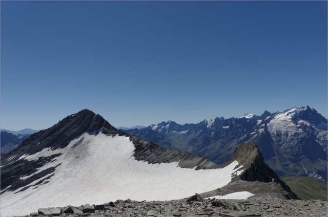 2016-08-22,11-36-59,arête de l'Aig.jpg