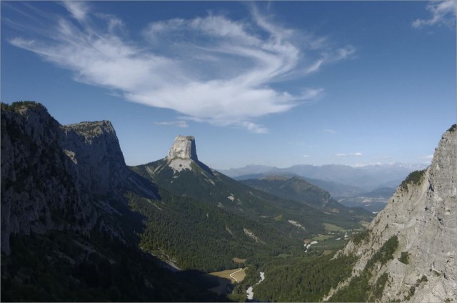 2018-08-12,17-29-01,vue du Pas de l'Aigu.jpg