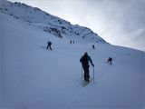 Tour du Grand Arc 2023-12-26: 2eme monte vers le col du point 2318 aprs une belle descente